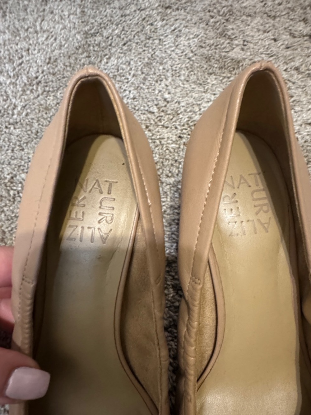 Naturalizer Nude Rounded Toe Pumps - Picture 5 of 7
